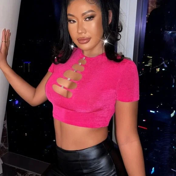 Rhinestone Ladder Cut Out Crop Tee - Picture 6 of 6